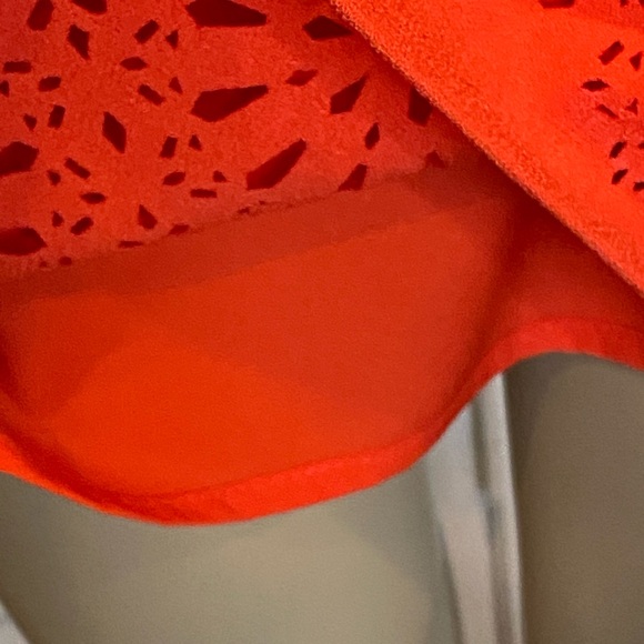 Banana Republic Knee Length Dress with Cutouts Spaghetti Straps Coral Size 4 EUC - Picture 3 of 6